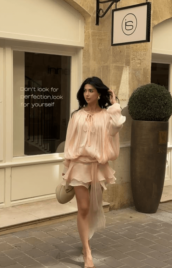 Parisian summer outfit