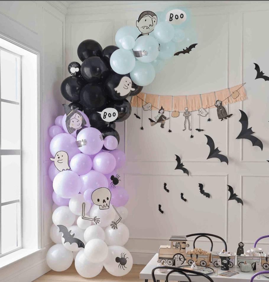skeleteon balloon arch