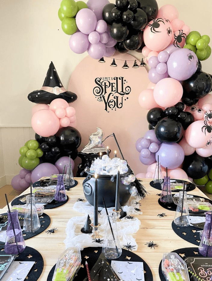 witches brew table centerpiece