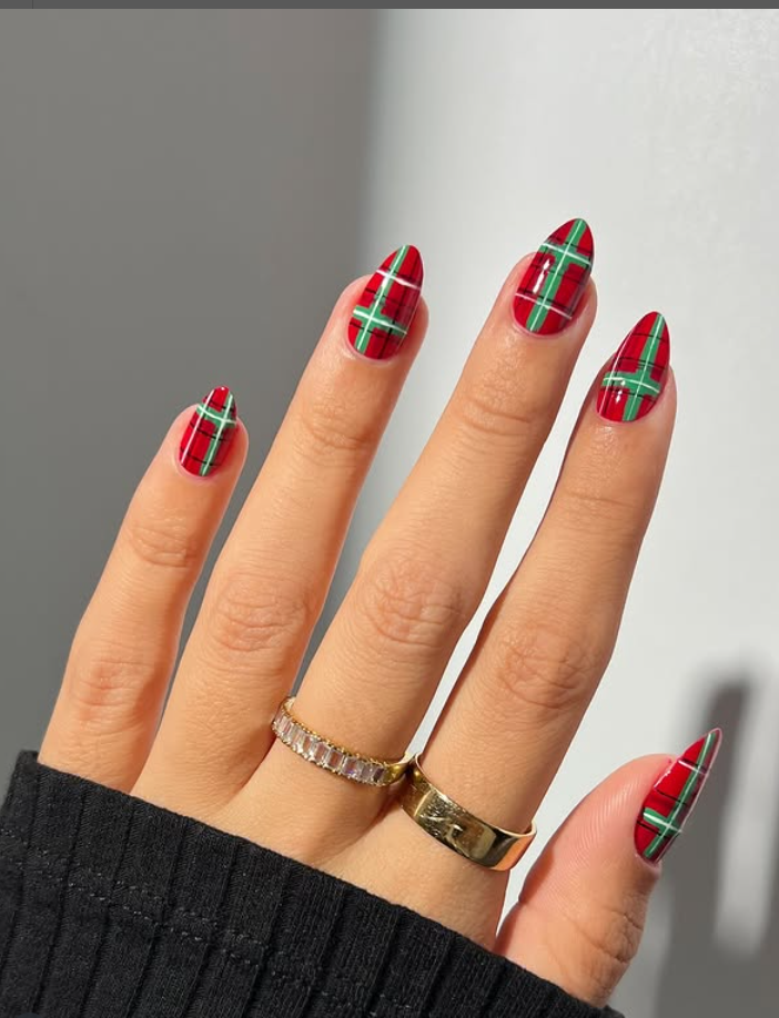 red plaid nails