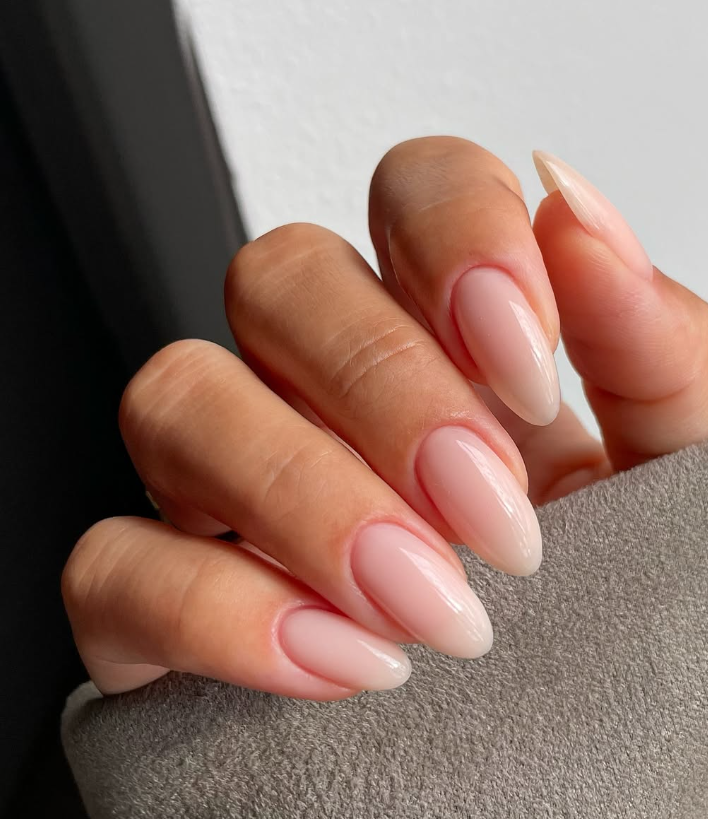 clean girl nails
